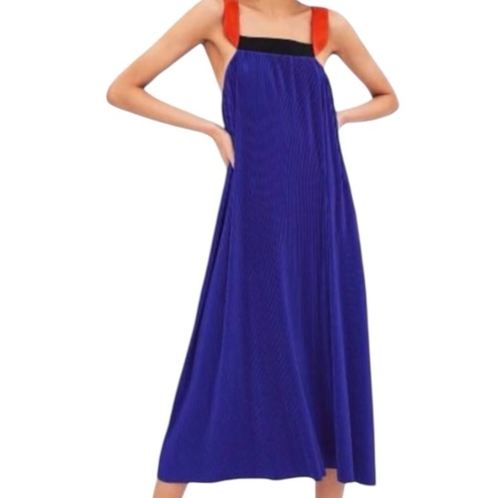 Zara Pleated Red and Blue Dress Size Small 📦